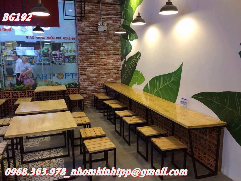 https://tppglass.vn/kho-xuong-san-xuat-nhan-dong-ban-ghe-cafe-tra-su-a-nha-hang-quan-an-theo-yeu-cau-tai-ha-noi