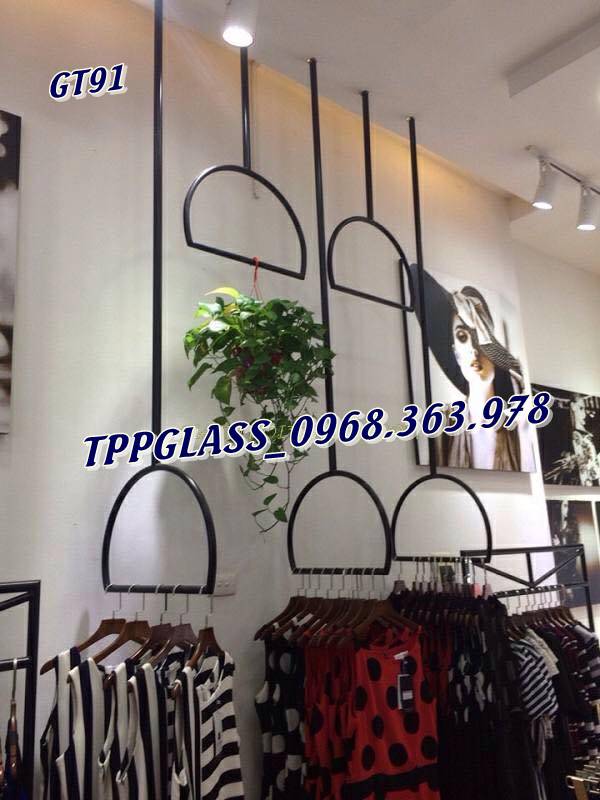 co-so-thiet-ke-san-xuat-shop-quan-ao-thoi-trang-dep-duoc-ua-chuong-tai-ha-noi