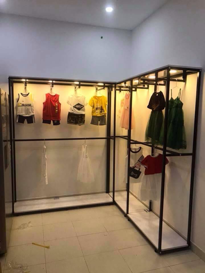 co-so-thiet-ke-san-xuat-shop-quan-ao-thoi-trang-dep-duoc-ua-chuong-tai-ha-noi
