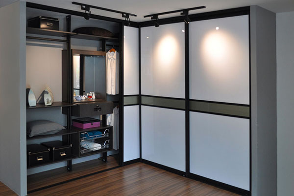 tu-quan-ao-gia-dinh-tppglass