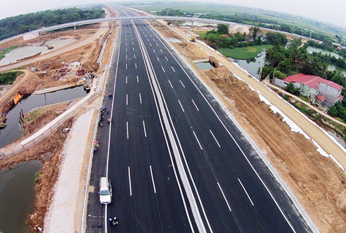 Bộ Giao thông đề xuất làm hơn 1.300 km cao tốc Bắc Nam