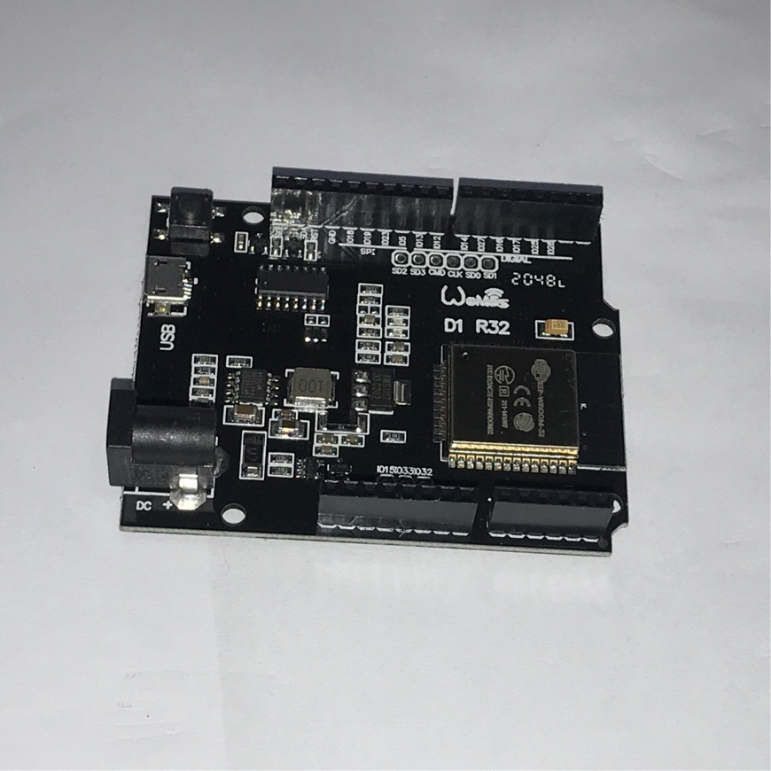 Module Wemos D1 ESP32 WiFi Bluetooth 4MB Flash mở rộng Cho Arduino