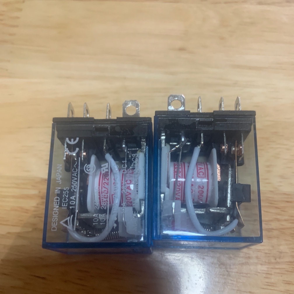 Realay 10A 8 chân 220V