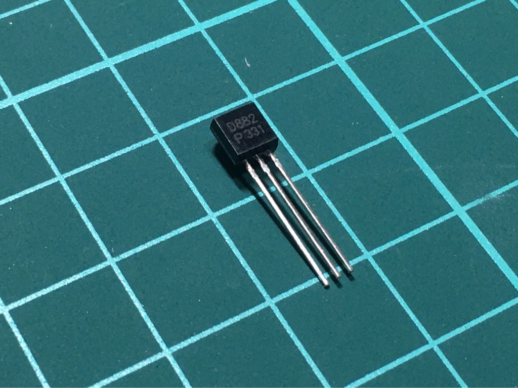Cặp transistor B772 / D882