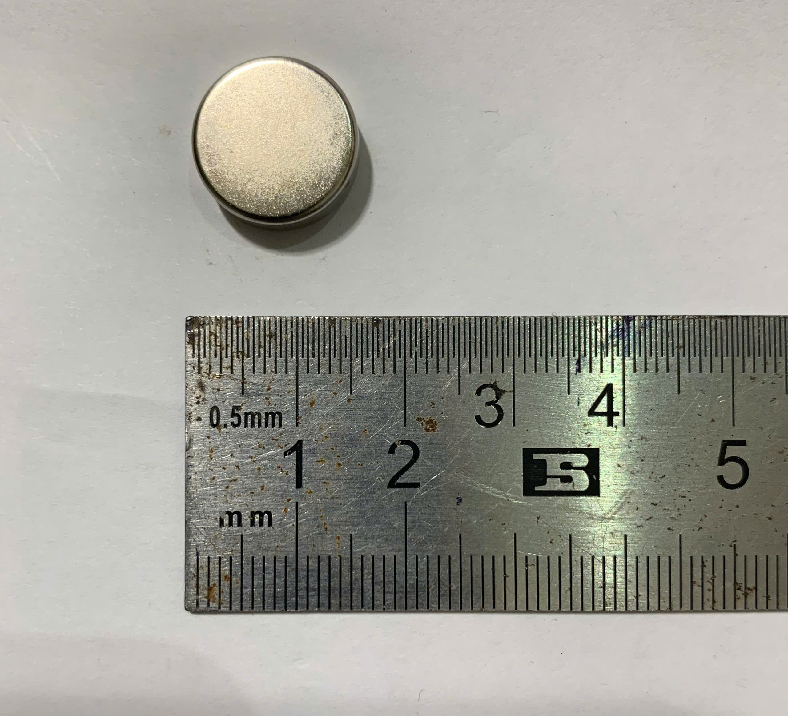 Nam châm đất hiếm thép trắng fi 15mm dày 5mm