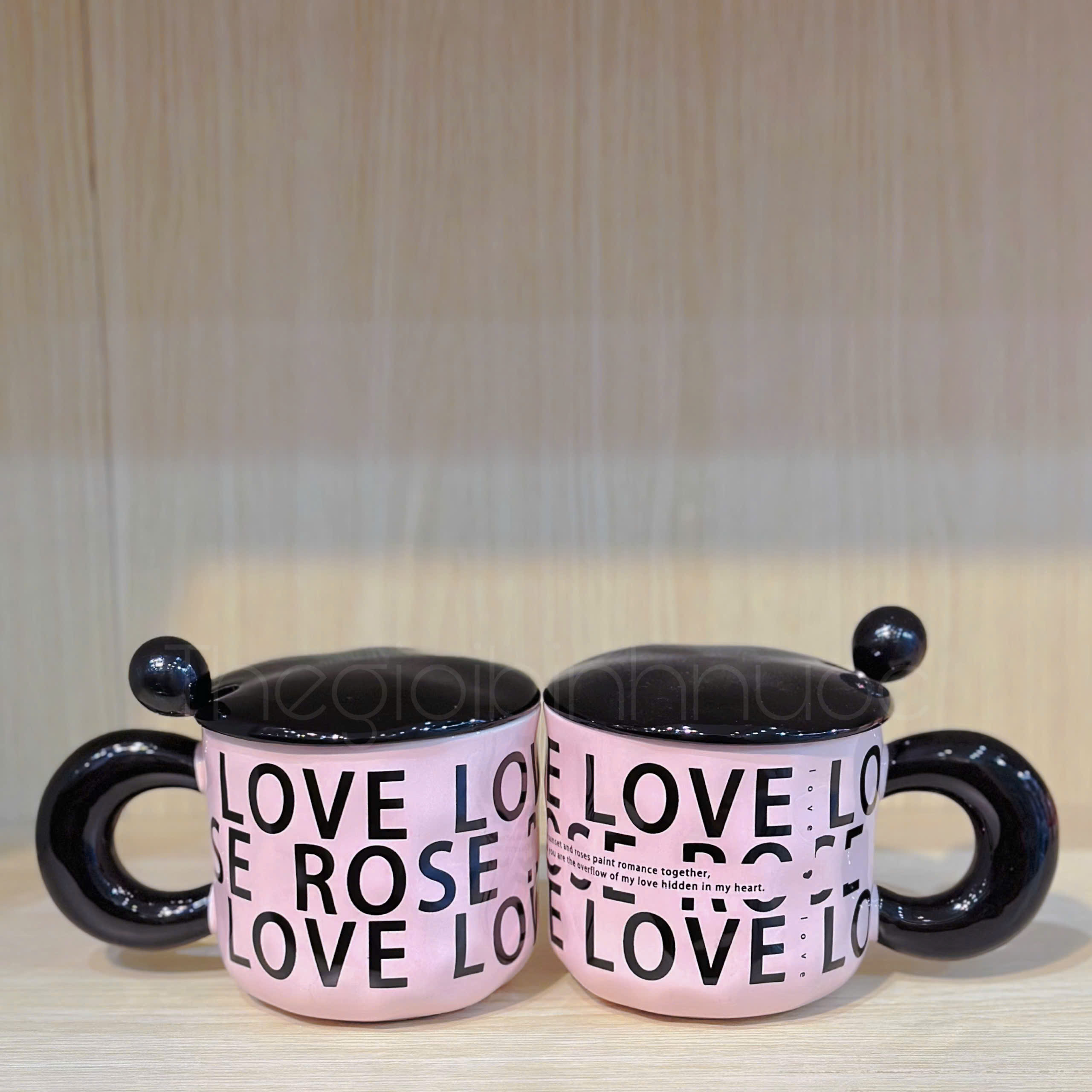 Ly Sứ LOVE 380ML Kèm Muỗng Dễ Thương