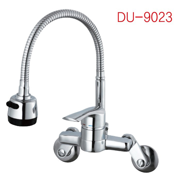 Vòi bếp - Daehan DU-9023