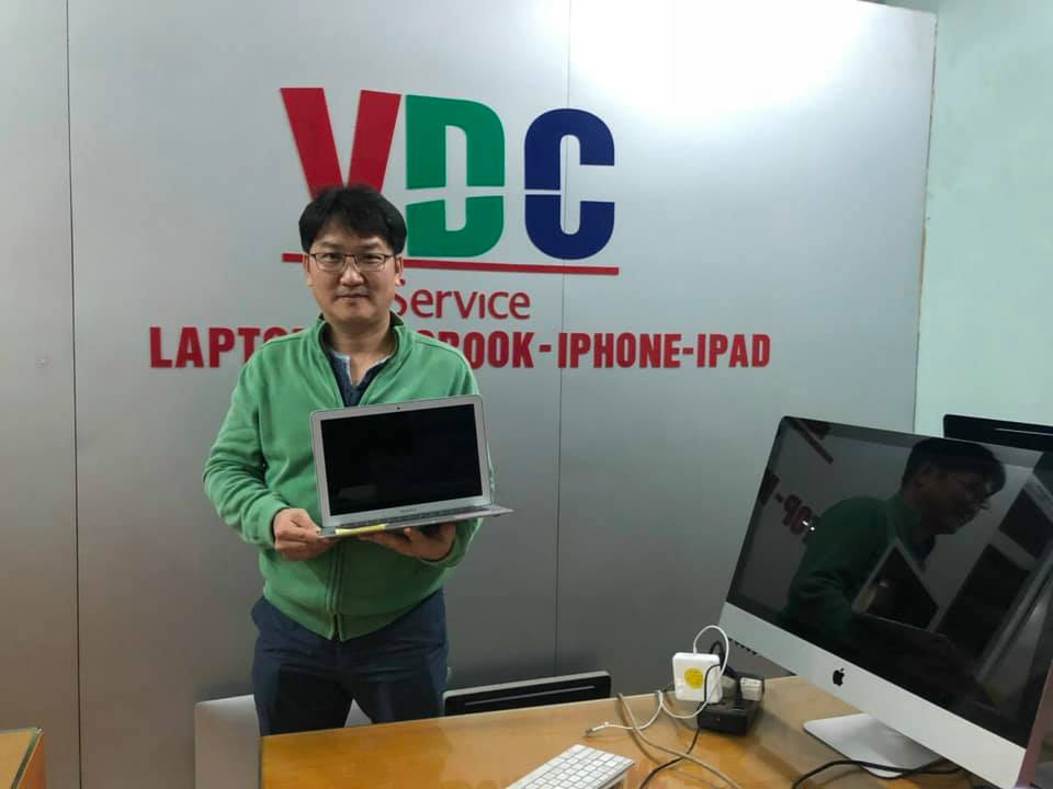 How to fix MacBook Pro screen