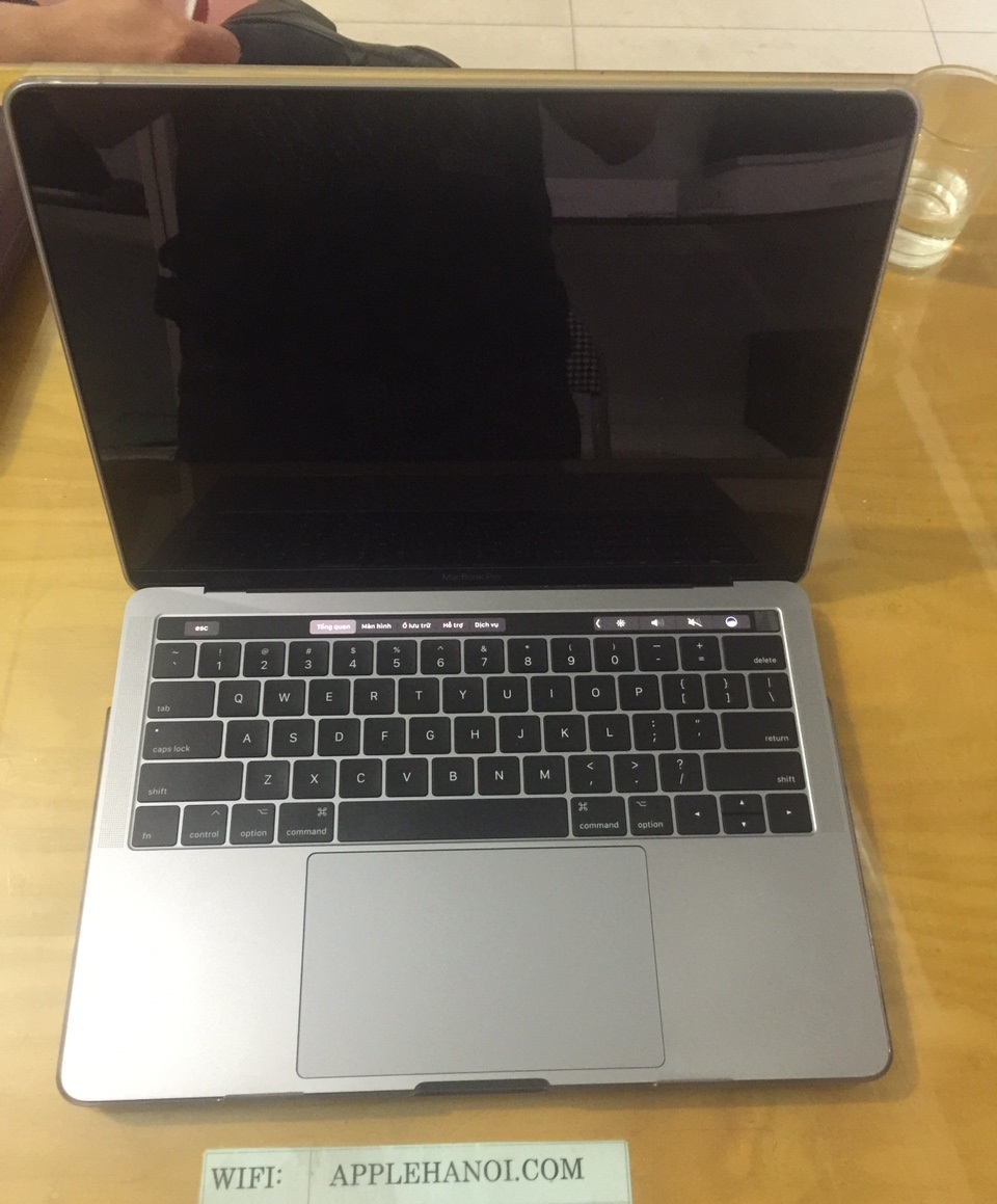 MacBook MPXV2 gray