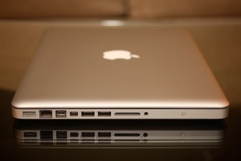 MacBook Pro mc724ll/a Core i7 (I7-2620M) 2.7 GHz  Early 2011 / Ram 8GB / HDD 500GB mới 98%