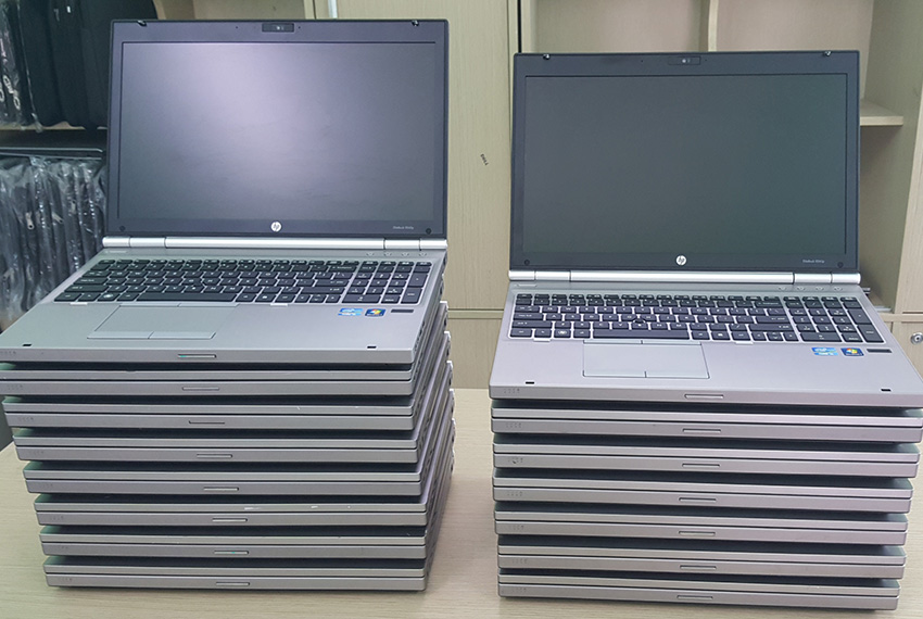 HP Elitebook 8560p Core i7 2620M / RAM 4GB / HDD 250GB / VGA 1GB HD 6470M /HD+ 1600x900 pixel