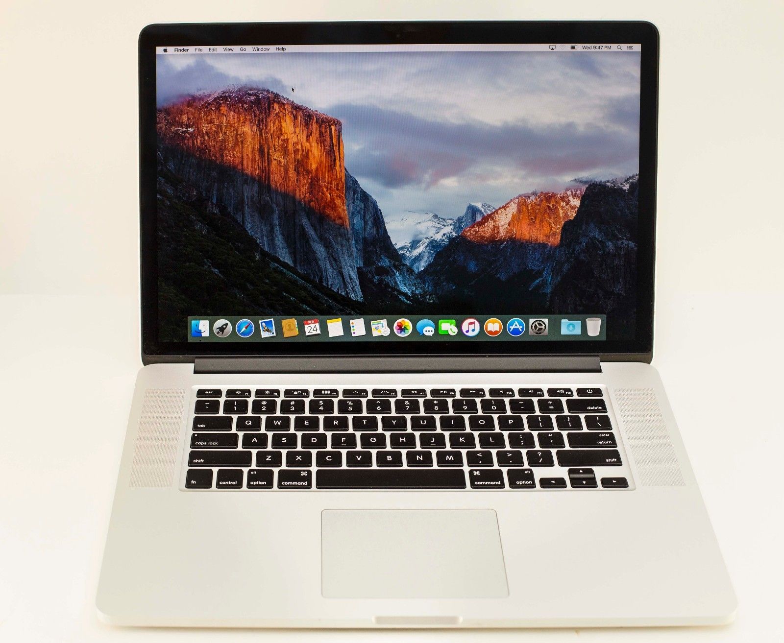 Macbook-Pro-15-inch-Retina MD831