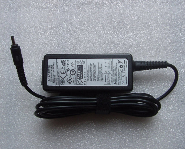 Sạc laptop samsung NP305U1A