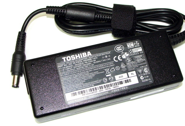 Sạc laptop toshiba PORTEGE M220