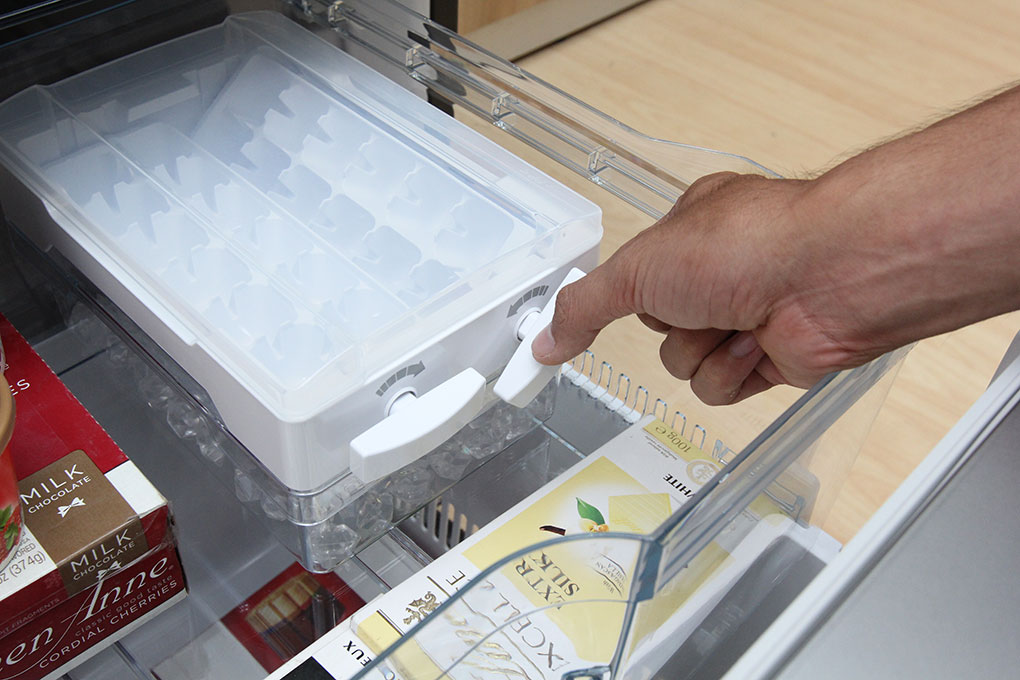 Tủ lạnh Hitachi R-WB550PGV2 (GS)- HÀNG TRƯNG BÀY GIẢM GIÁ