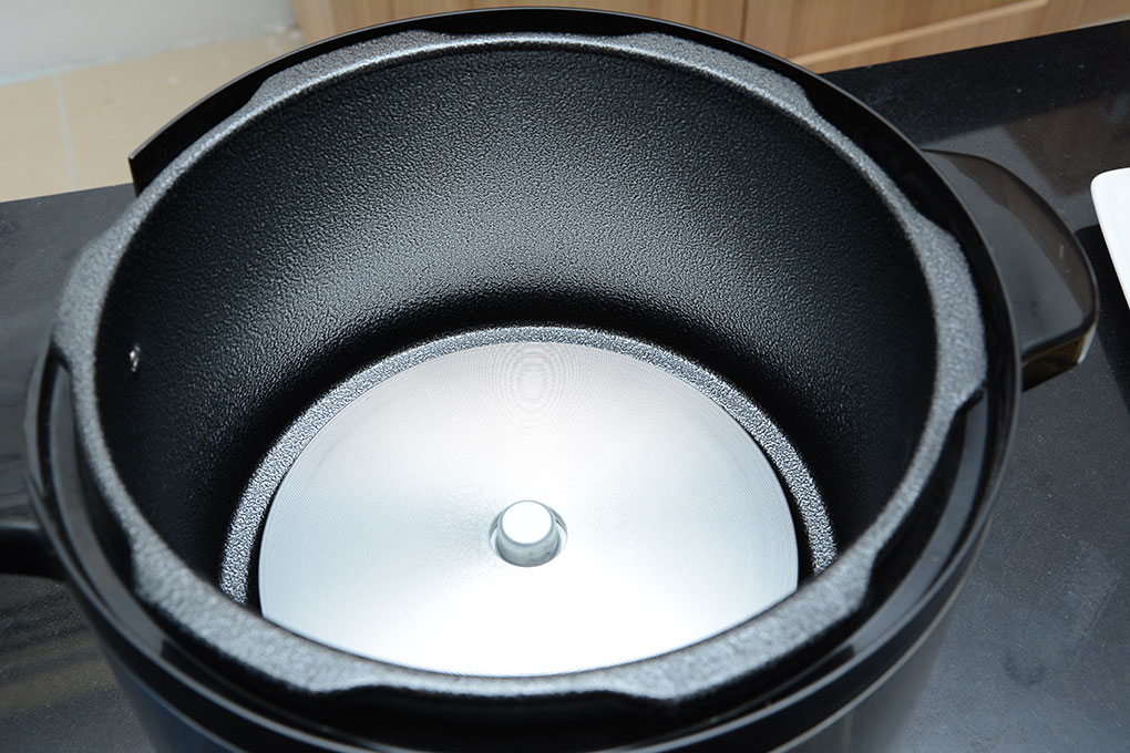 Nồi áp suất điện Philip HD2103, công suất 900W, dung tích 5 lít