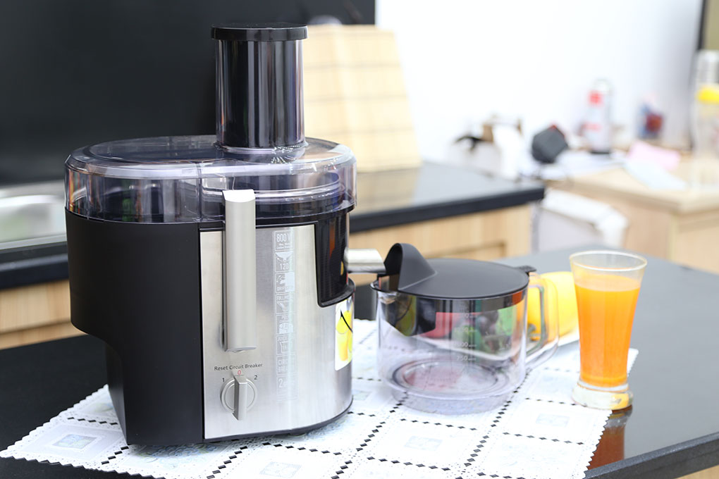 Máy ép Panasonic MJ-DJ01SRA, 800W, dung tích chứa 1,5L