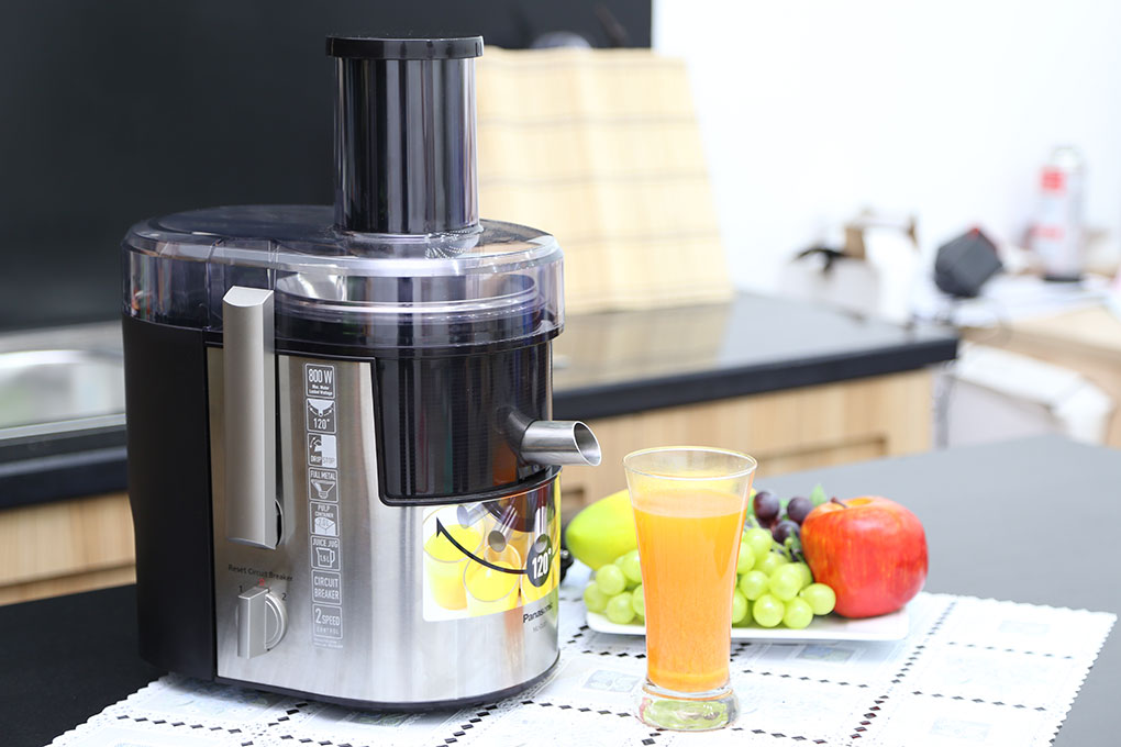 Máy ép Panasonic MJ-DJ01SRA, 800W, dung tích chứa 1,5L