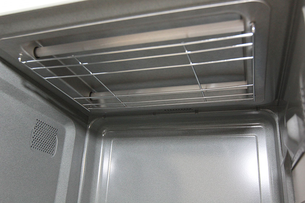 Lò vi sóng Panasonic NN-GD692S, dung tích 31L, Inverter