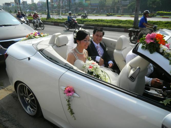 Dịch vụ cho thuê xe đám cưới tại Hà Nội chuyên nghiệp, giá rẻ Dịch vụ cho thuê xe đám cưới tại Hà Nội chuyên nghiệp, giá rẻ
