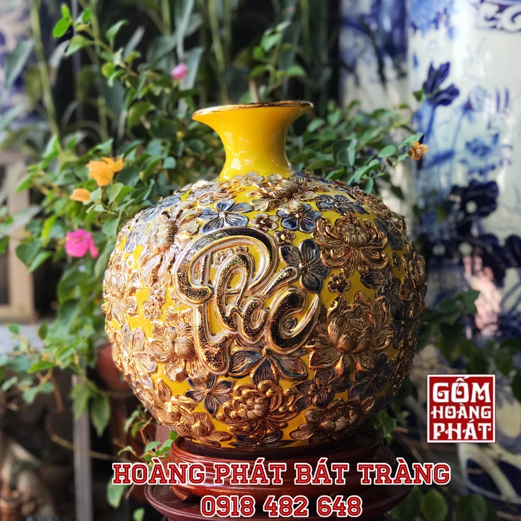 Bình hút tài lộc Phúc Lộc Thọ vẽ liên hoa vàng kim nền vàng BHL68 1