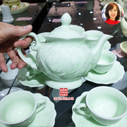 Ấm chén men xanh ngọc hoa sen nổi