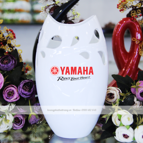Lọ hoa in logo cho công ty Yamaha Việt Nam