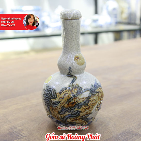 Nậm rượu men rạn rồng nổi