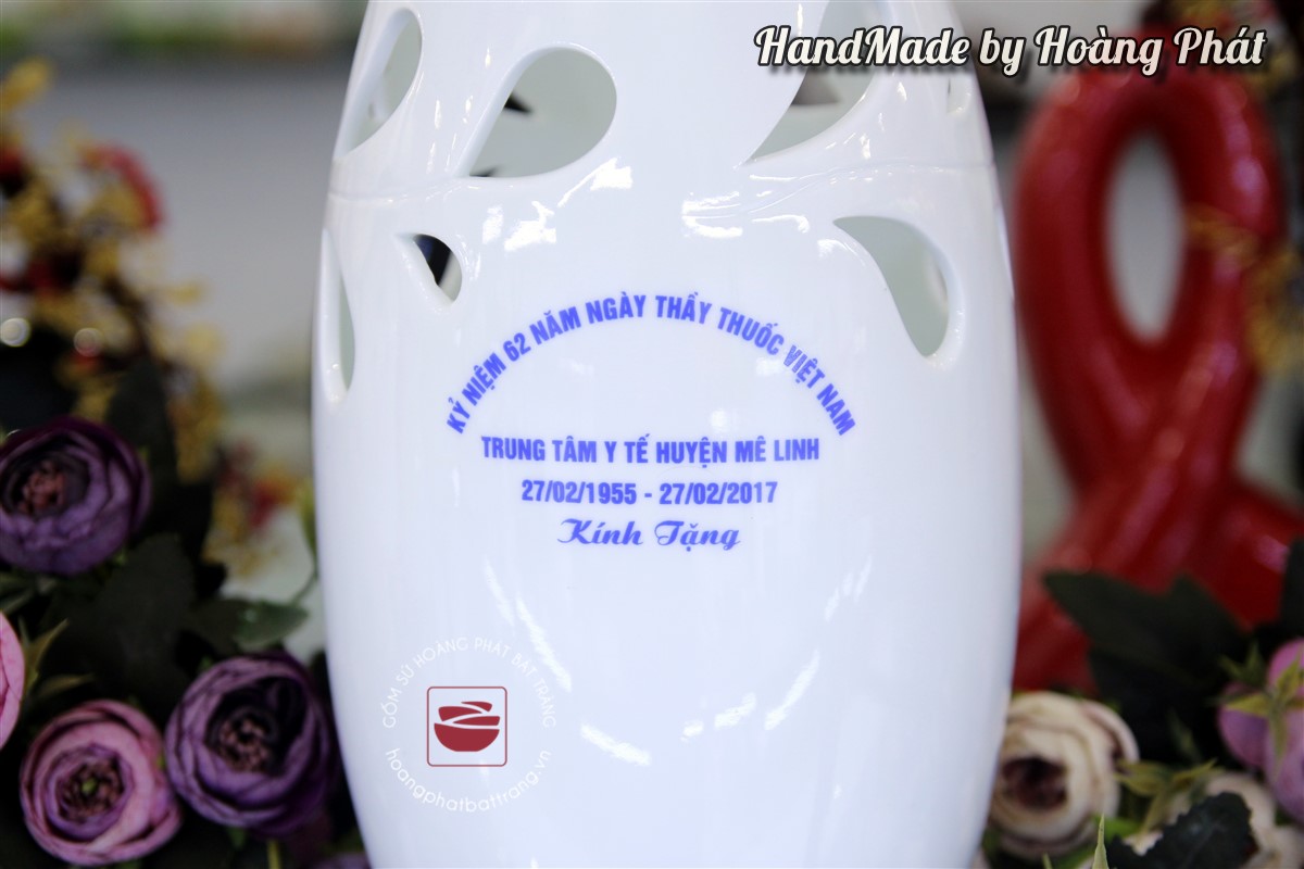 Lọ hoa miệng cá in ấn logo kỷ niệm ngày Thầy thuốc Việt Nam 246