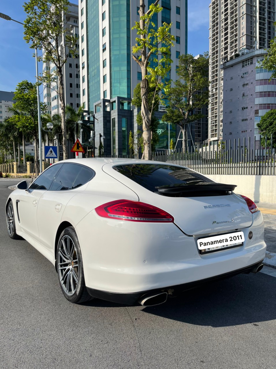 Mua bán Porsche Panamera 2011 giá 1 tỉ 750 triệu  3140920