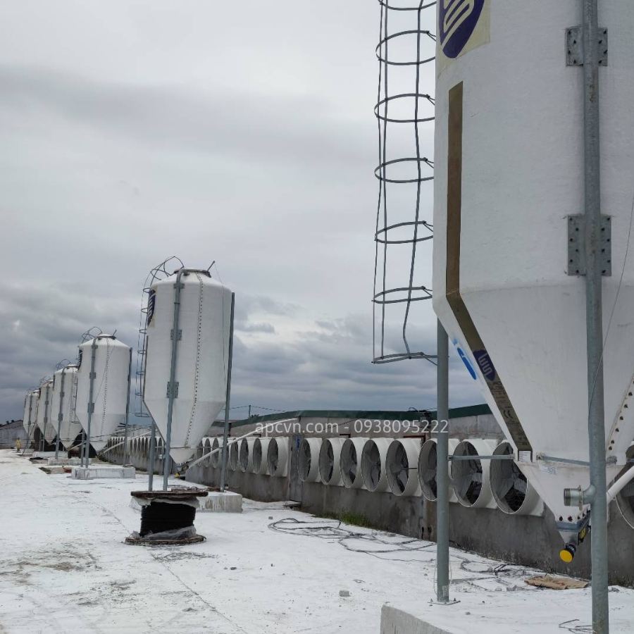 SILO CHỨA THỨC ĂN SILO CHỨA THỨC ĂN