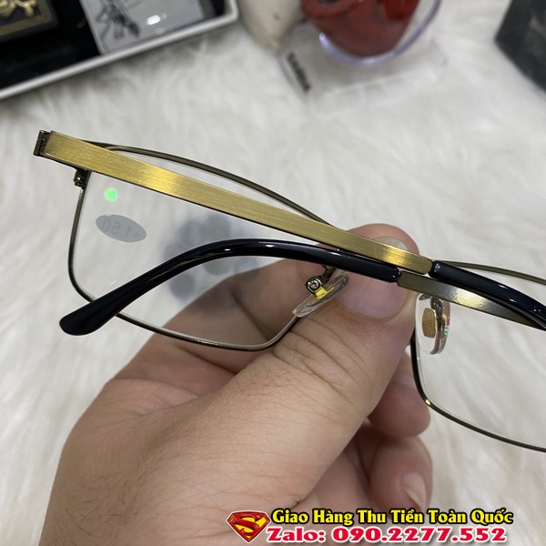 kinh-lao-doi-mau-nhat-ban-kinh-doc-sach-cho-nguoi-gia-12.jpg?v=1715328643177
