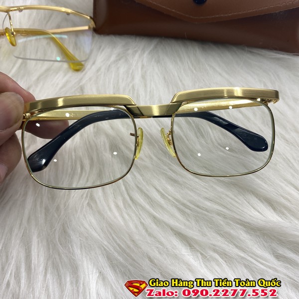 kinh-solex-chu-h-kinh-doi-mau-kinh-co0001-ffd65f44-28e1-4bc3-9644-0a6f12540b89.jpg?v=1659602480053