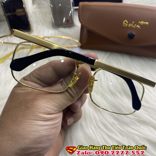 kinh-solex-chu-h-kinh-doi-mau-kinh-co0002-77d977df-3799-4f72-87f2-ffe8573332c5.jpg?v=1659602480743
