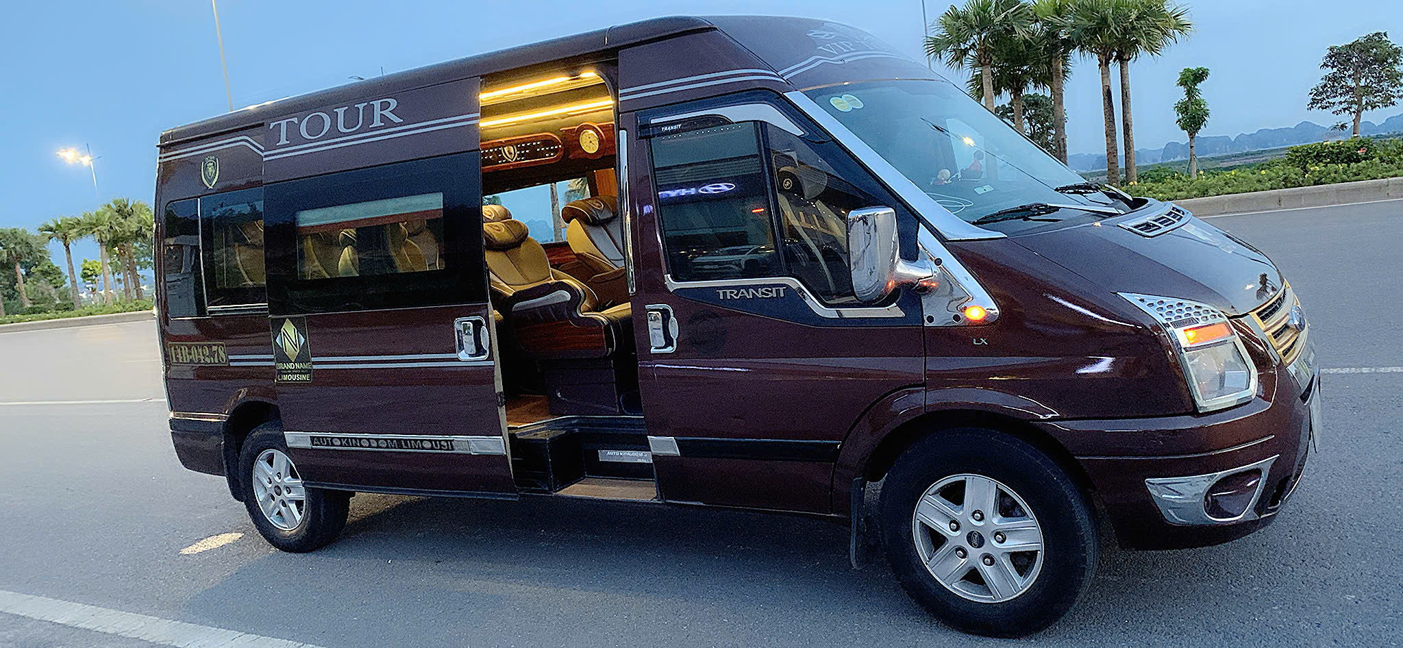 Xe khách từ Hà Nội đi đến khu nghỉ dưỡng Phương Đông Vân Đồn