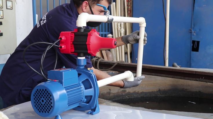 Cơ chế hoạt động máy bơm tự ngắt