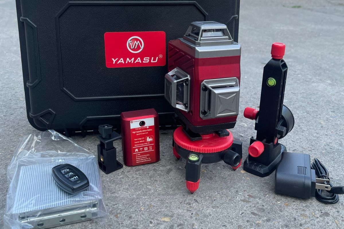 Có nên mua máy cân bằng laser tia xanh không?