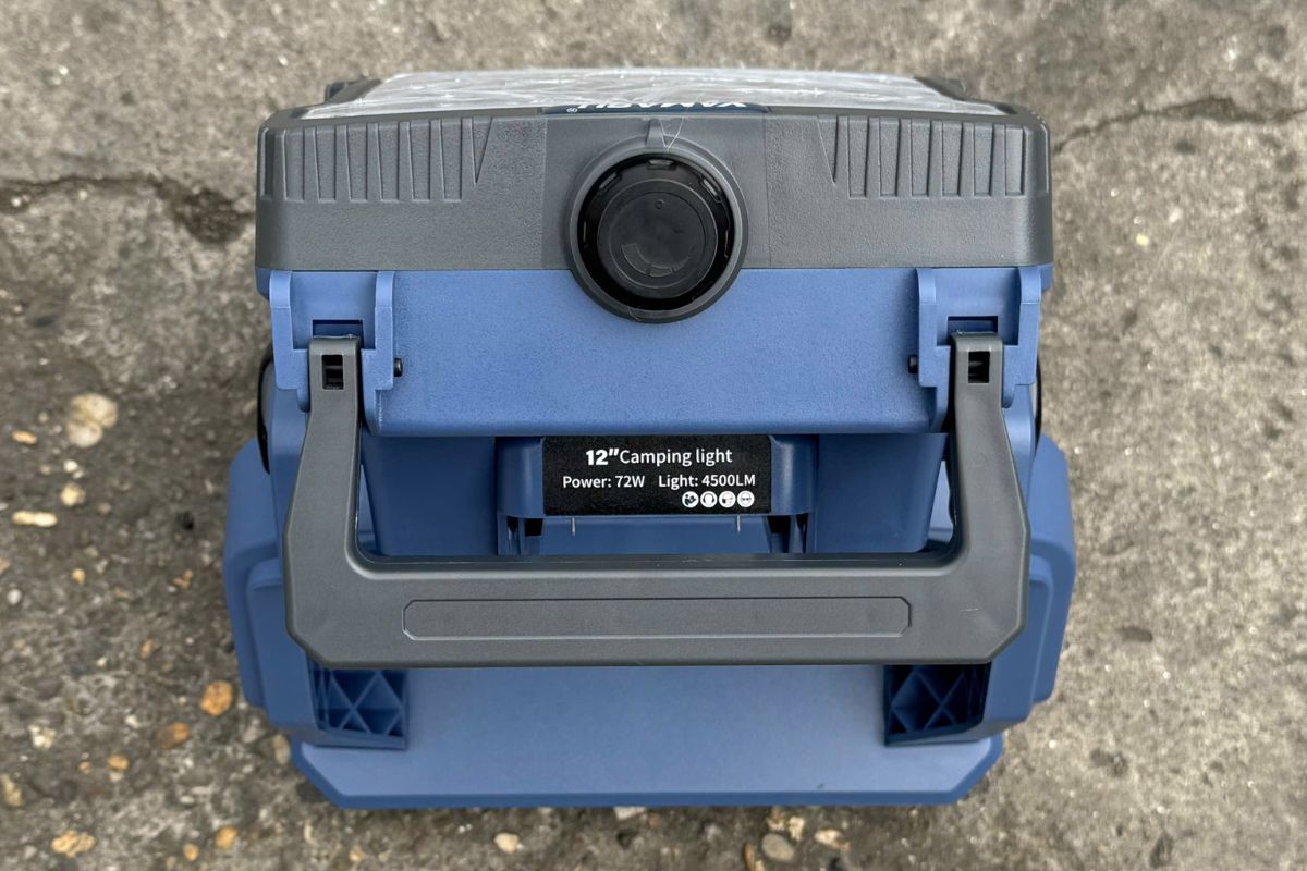 Đèn chiếu ánh sáng pin là gì?