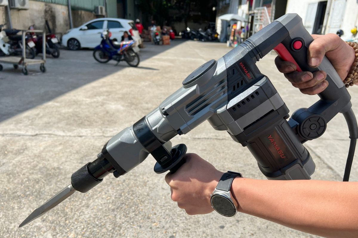 Kinh nghiệm chọn máy đục phá bê tông phù hợp