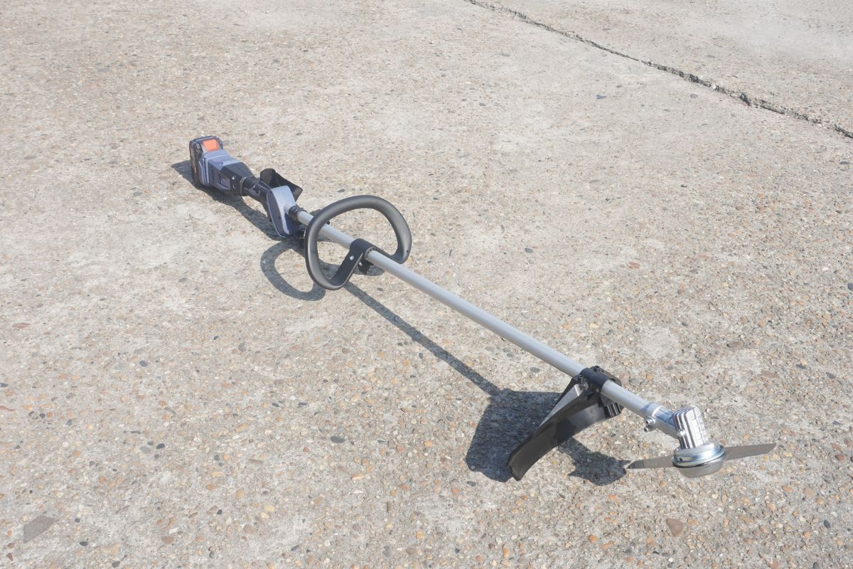 Máy cắt cỏ pin Yamasu YMS-MCC800G2