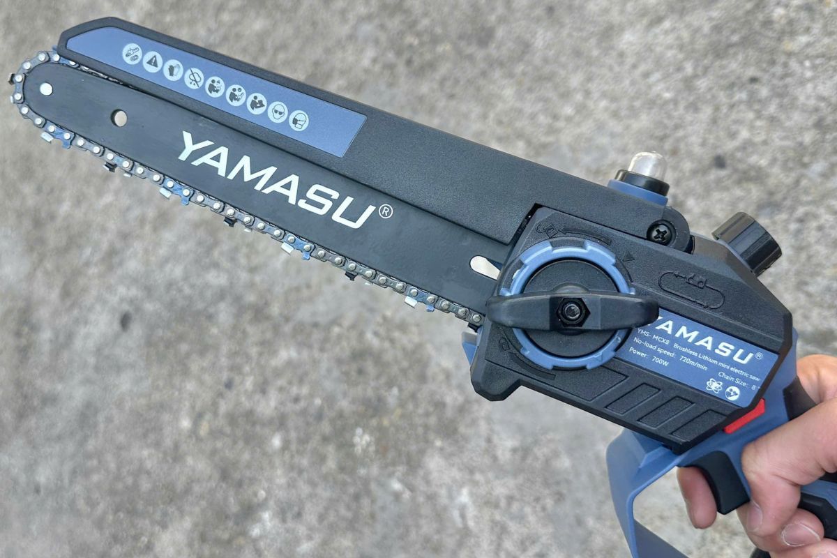 Máy cưa xích pin mini là gì?