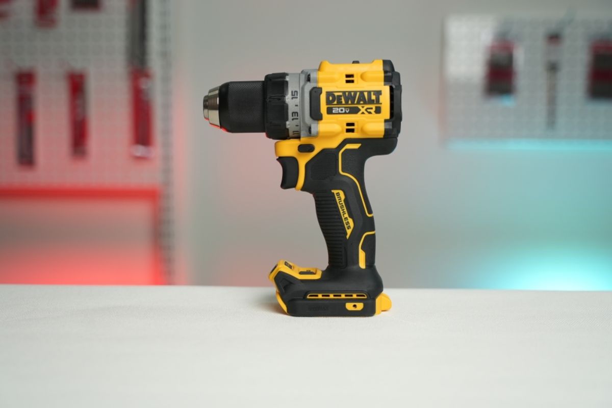 Máy khoan pin 20V Dewalt DCD801N-B1 lực siết tối đa 90Nm