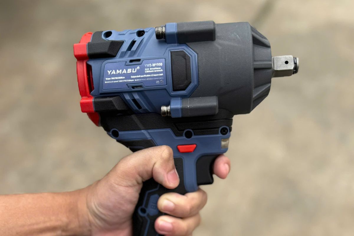 Mua máy siết bu-long pin chính hãng ở đâu?