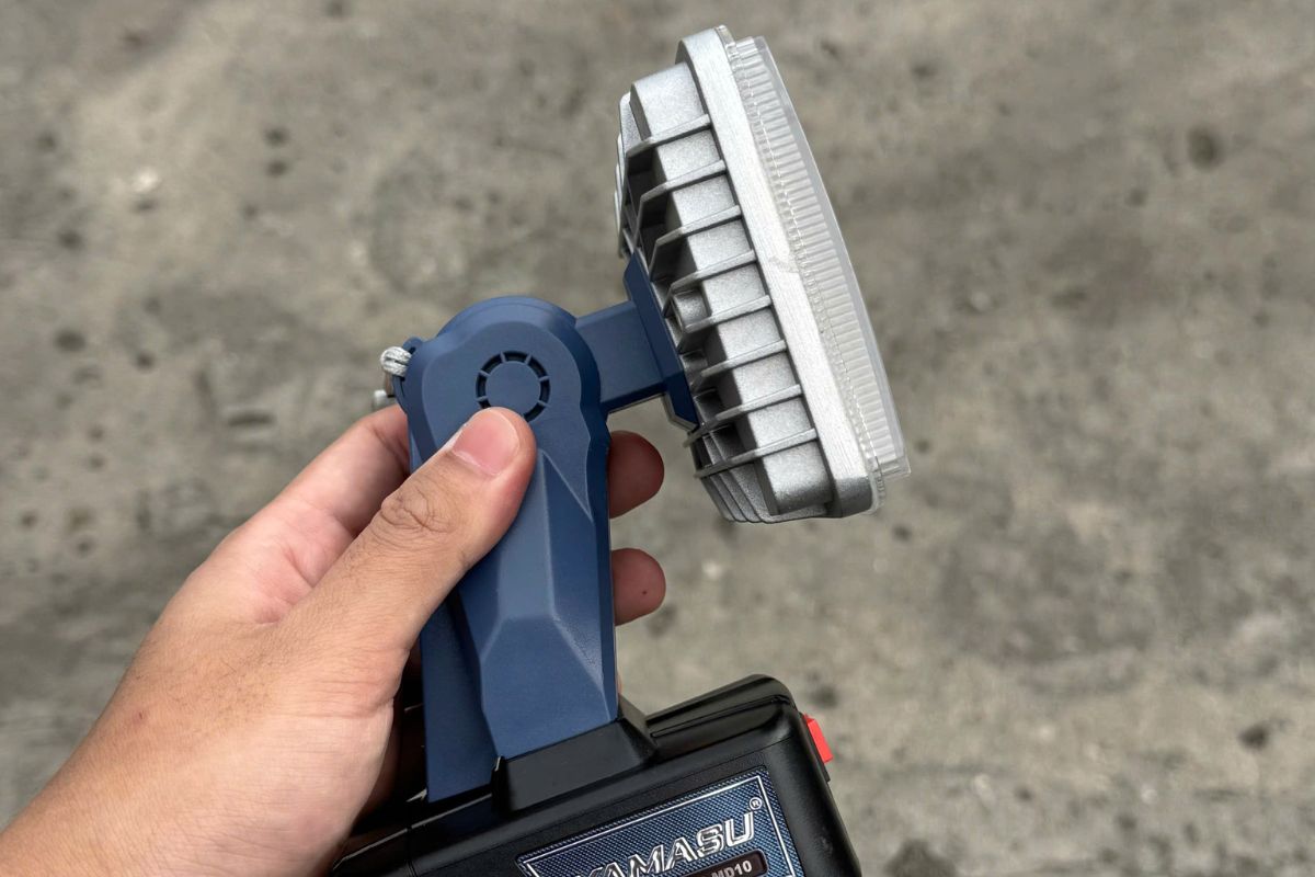 Nguyên lý hoạt động của đèn chiếu ánh sáng pin