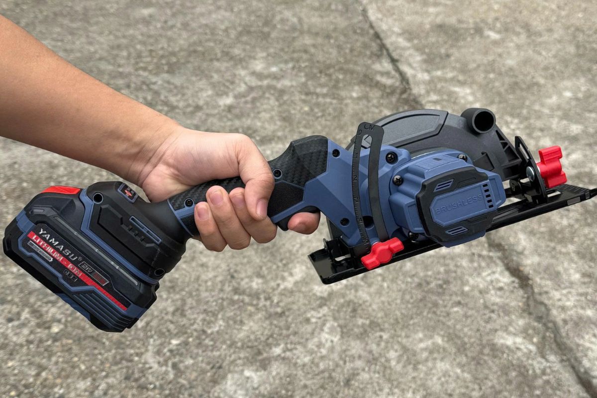 Những lưu ý giúp máy cắt gỗ pin bền hơn