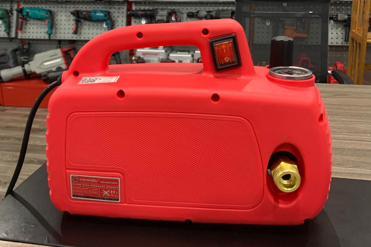 Vệ sinh và bảo dưỡng máy rửa xe định kỳ