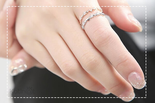 Hướng dẫn cách đo size khi mua trang sức bạc