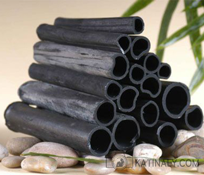 Tự làm mặt nạ than tre thải độc tố cho da dầu, mụn