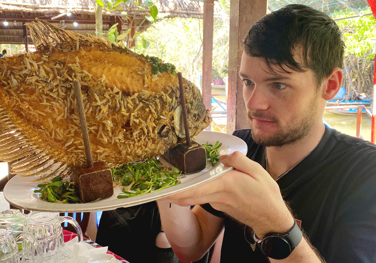 NIỀM VUI CỦA DU KHÁCH