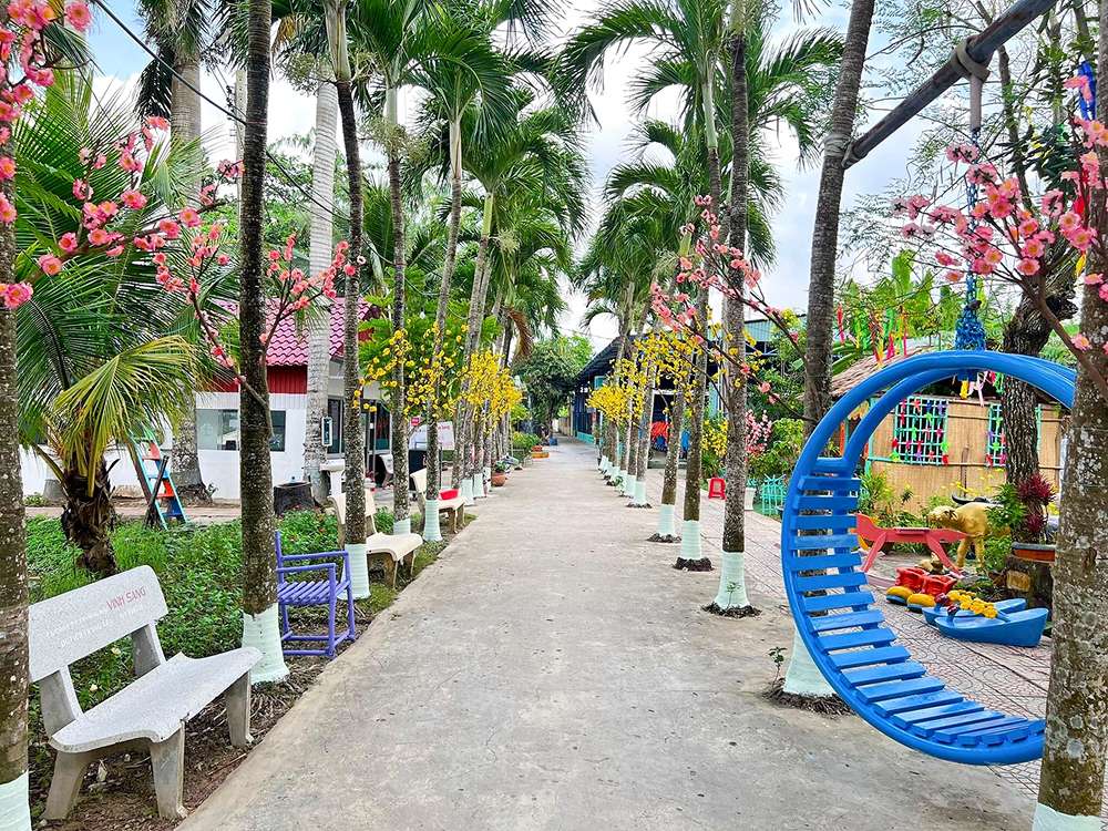 Bối cảnh bên trong khu du lịch Vinh Sang